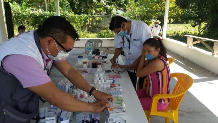 BRIGADAS SANITARIAS AUXILIAN A POBLACIÓN AFECTADA, EN EL SUR (5)