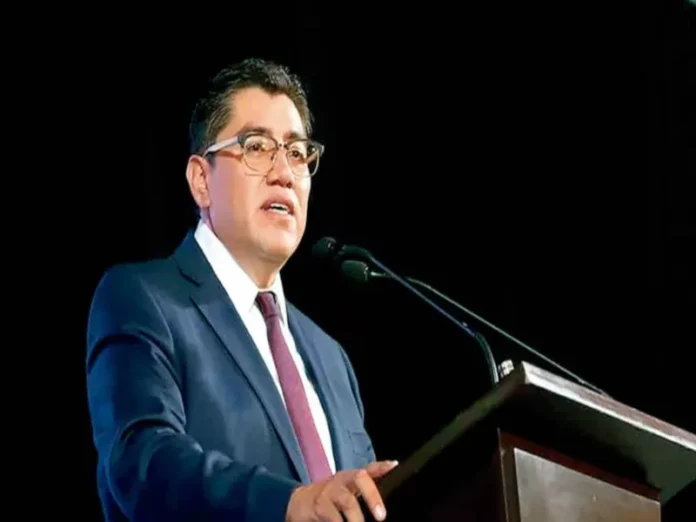 Saúl Monreal renuncia a la candidatura de Zacatecas Saúl Monreal renuncia a la candidatura de Zacatecas por Morena 2027