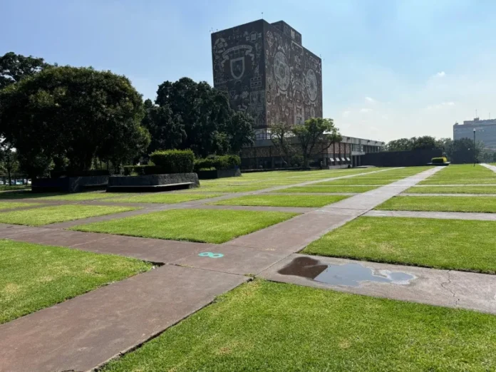 Aspirantes a la UNAM se preparan para el examen de control Aspirantes a la UNAM se registran para el examen de control UNAM
