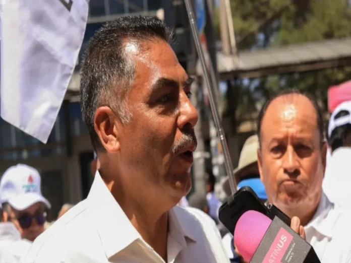 Manifestación de jubilados que demandan el reajuste pensiones en el Senado